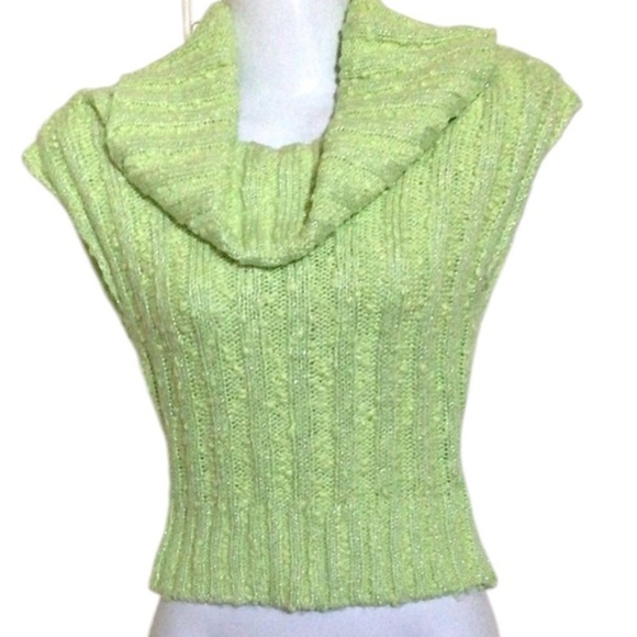 UO Silence + Noise Starlet Off-The-Shoulder Knit Top Lime Green Size Large New - Picture 6 of 10